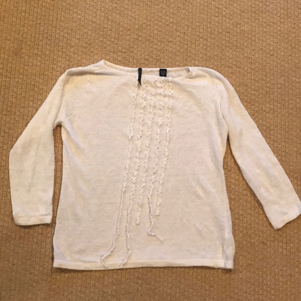 White thin sweater 3/4 length sleeve